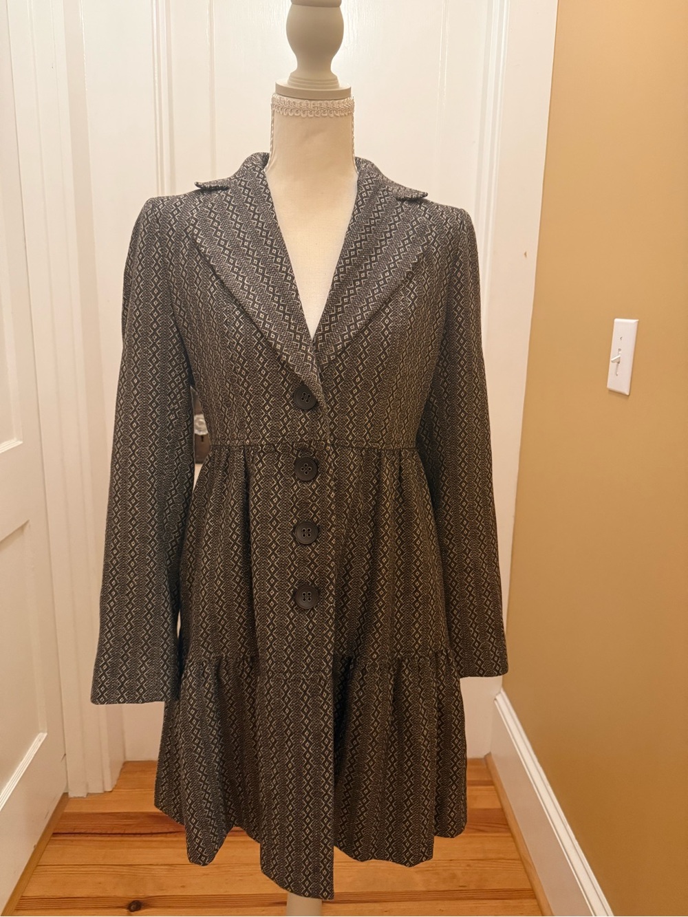 Vintage Y2K Eye Peplum Geometric Lightweight Button down Coat